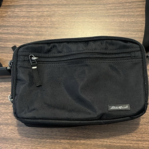 Eddie Bauer Black Travel Bag - Picture 2 of 8